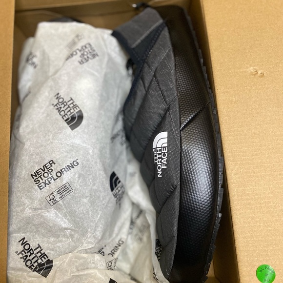 The North Face Men's Black Shoes - Picture 2 of 5
